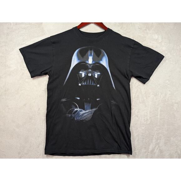 Star Wars Mens Black Darth Vader Short Sleeve Graphic Tee Shirt Size MEDIUM - Picture 1 of 6